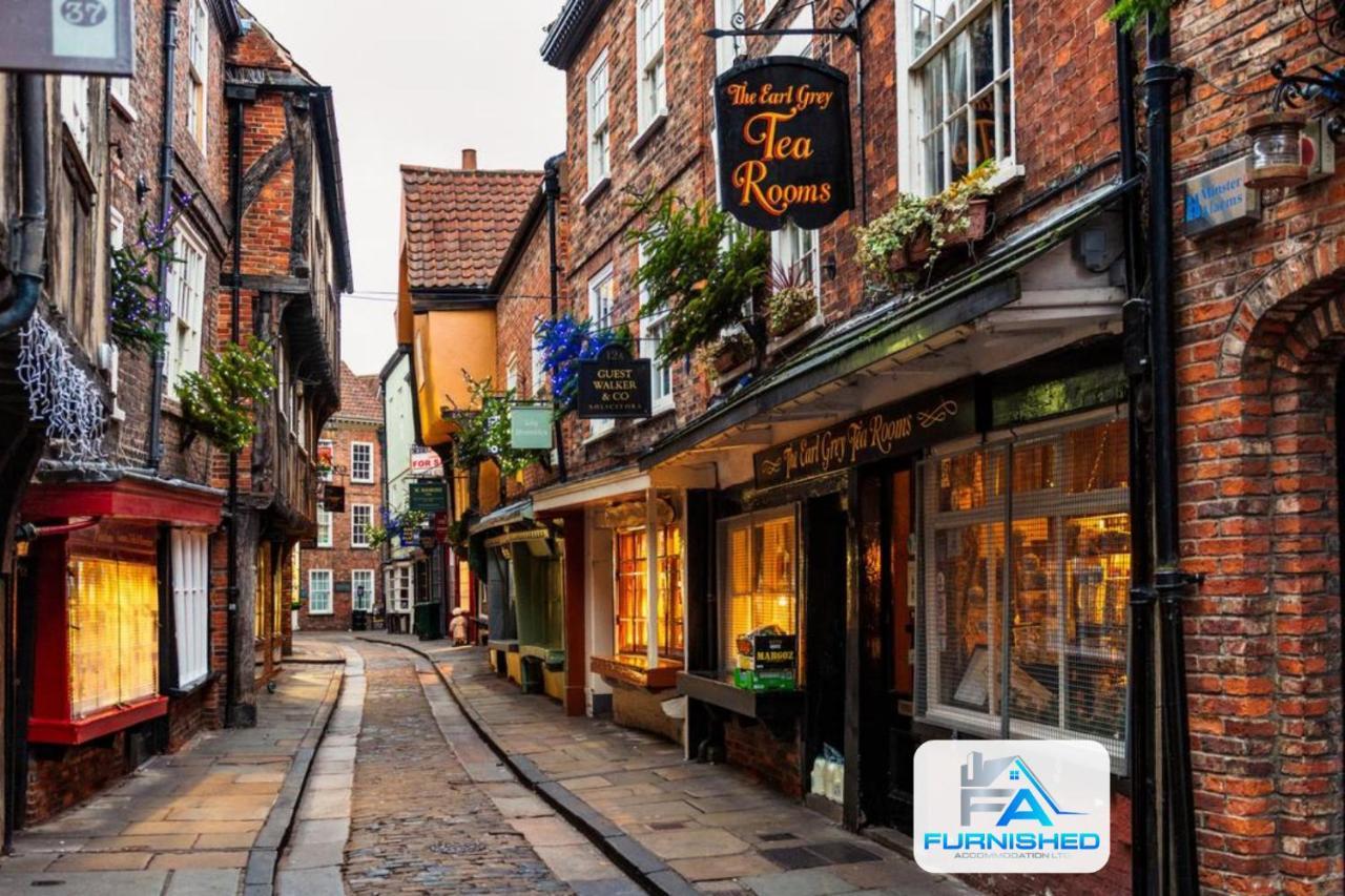 The Shambles And Diagon Alley Apartamento York Exterior foto